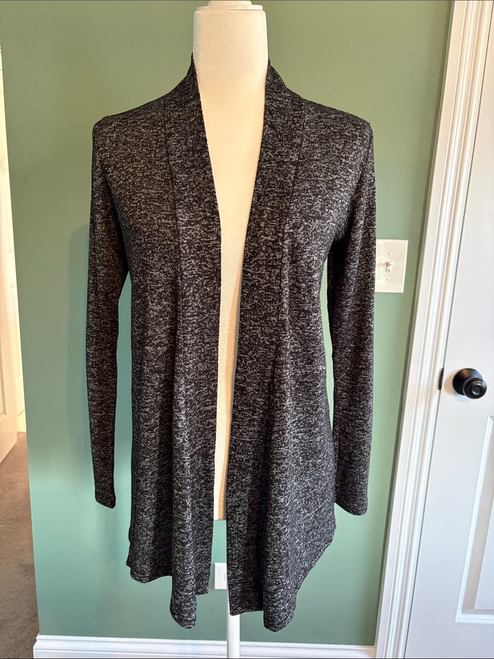 Open-Front Women's Cardigan Sweater - Charcoal Gray